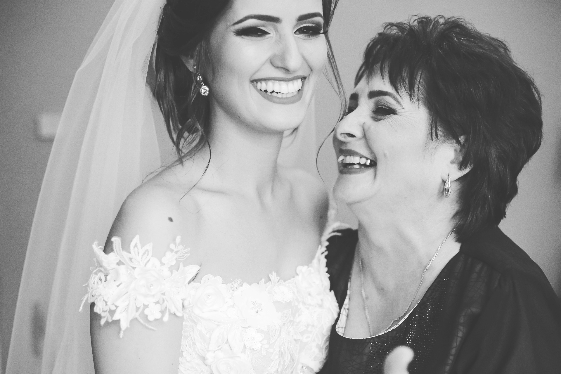 How to Write a Mother of the Bride Speech: Ultimate Step-by-Step Guide
