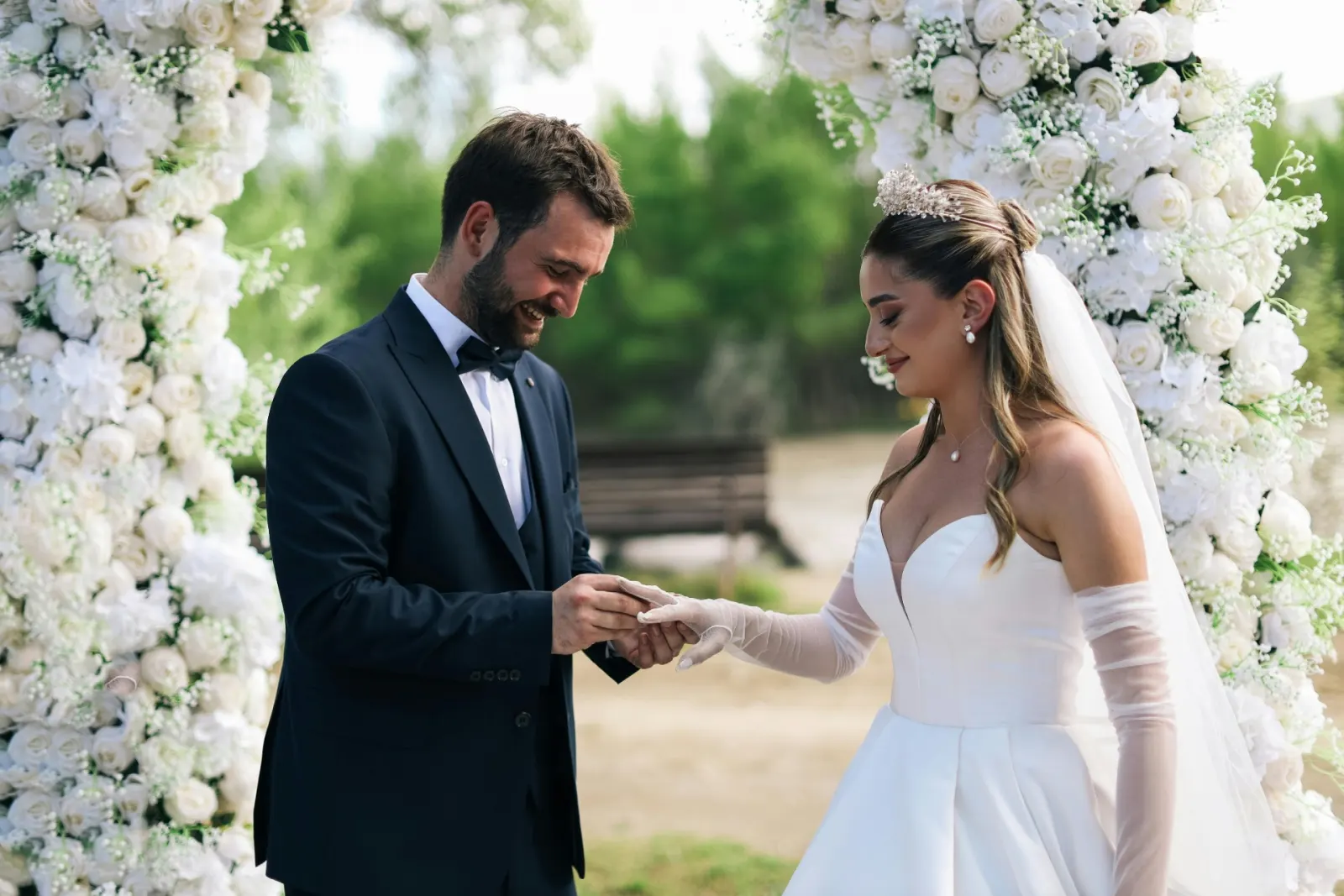 Wedding Ceremony Script: Structure & Wording