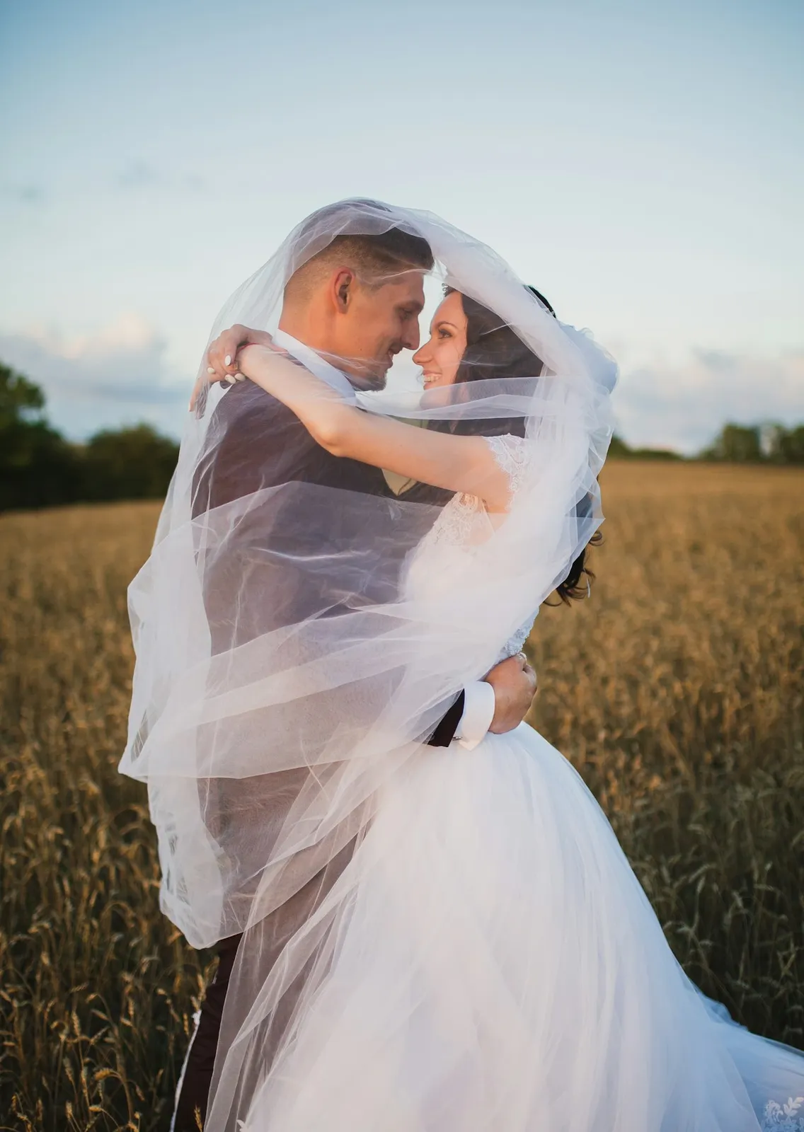 Wedding Vows for Her: Romantic, Short, Funny & Simple Examples